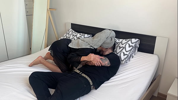 Nonton My Girlfriend Is Insatiable! She Wants Me To Smash Her Pussy For The Fourth Time - Ara Mix thumbnail