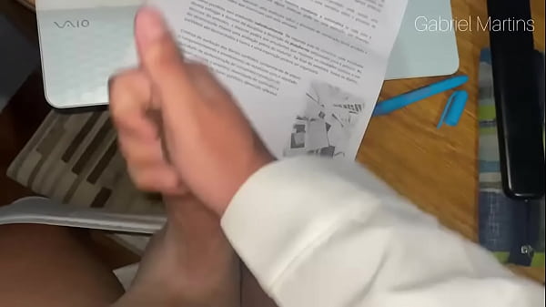 Novinho Estuda E Goza thumbnail