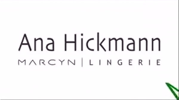 Nonton Naughty Model Showing Her Ass Pert thumbnail