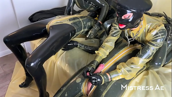 Mistressae & miss latex bedroom foursome edging session