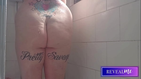 Revealme curvy babe's steamy shower masturbation with water jet 