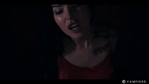 Play MP4 - Tattoed Dominatrix Turns Redhead Into Her Sex Slave - Mag Numb Mind Controlling Lesbian Vampire Fuck