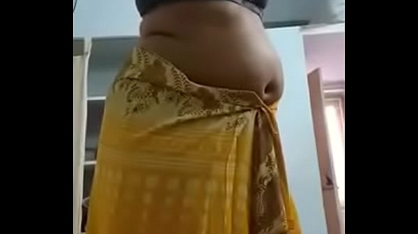 Swathi naidu saree and getting ready forromantic short_film shooting