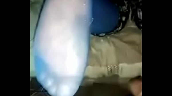 Play MP4 - Ms&period; Keke cummy blue soles