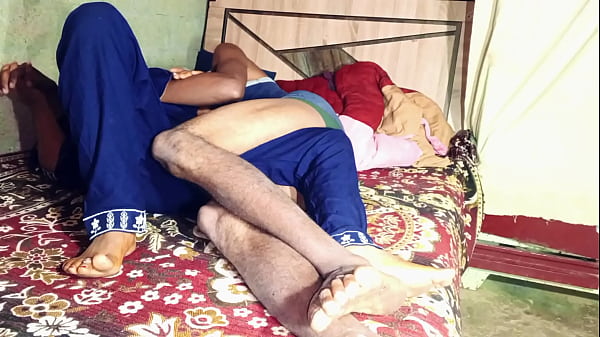 bhabhi ko raat me jor se choda in house Hindi audiostep sister ki_chudai