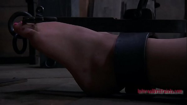 Nonton Gratifying Beauty's Sexy Clits thumbnail