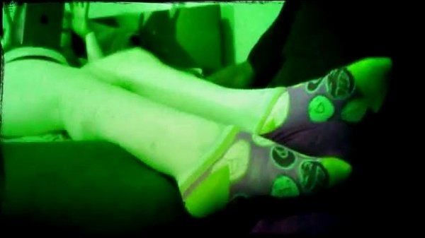 Play MP4 - sockjob SOCKFEINEZ