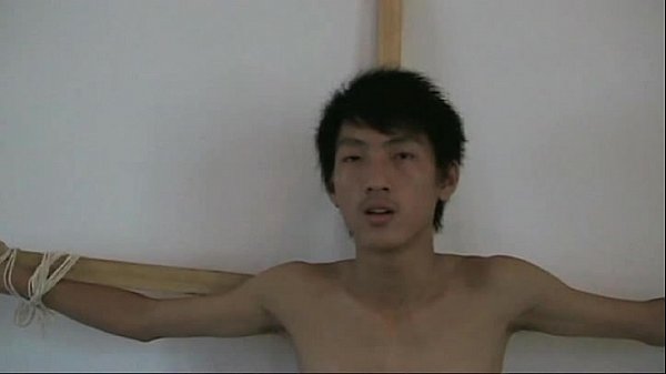 Play MP4 - Tall Big-Cock Boy Bound Cum