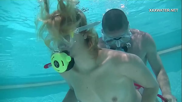 Play MP4 - Samantha Cruz gets mouth fucked in the pool