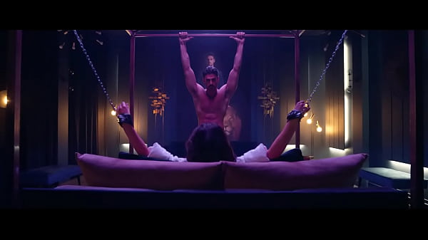 Play MP4 - sex scene 365 days