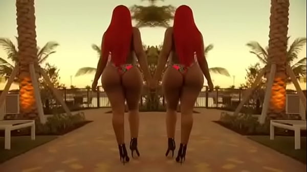 diamondthebodyy twerking