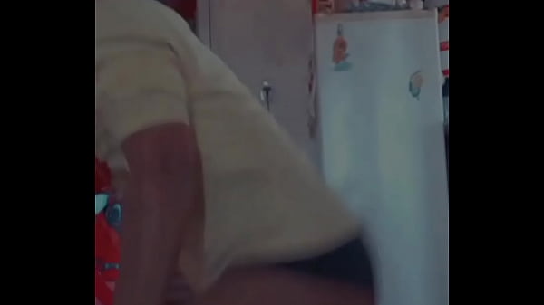 A gostosa do Instagram dan&ccedil_ando parte 2