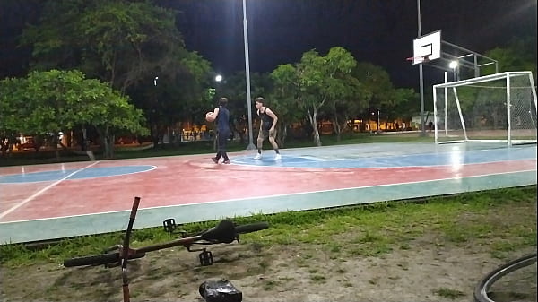 Nonton Miguel Se Coge A Carranza thumbnail