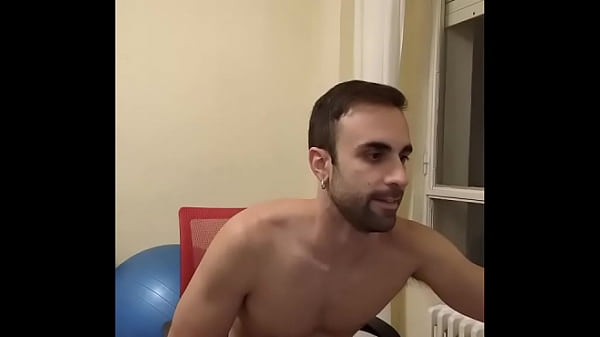 Play MP4 - VIDEO CALL FOR A FAN