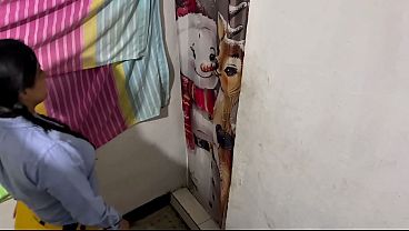 Nonton Hijastra Llega De Clases ! Usando Su Cuerpo Para Seducir Y Masturbandolo ! Termina Consiguiendo Lo Que Tanto Quer&iacute;a thumbnail