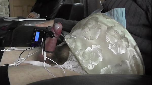 Play MP4 - Estim Electro Hands Free Cum