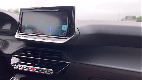 Nonton Mulher Uber Pega Cliente Viagem Rio De Janeiro S&atilde;o Paulo ! Pagamento Da Viagem Da O Cu Ele Gozar Dentro Do Cuzinho Da Uber ! thumbnail