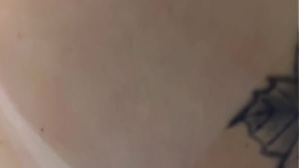 Mulher uber pega cliente viagem rio de janeiro s&atilde;o paulo pagamento da viagem da o cu ele gozar dentro do cuzinho da uber 