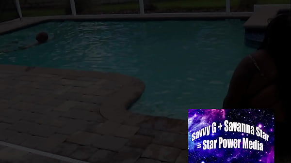 Nonton Poolside Seduction: Dee Heart Lures Alphonso Into Her Wet Paradise thumbnail