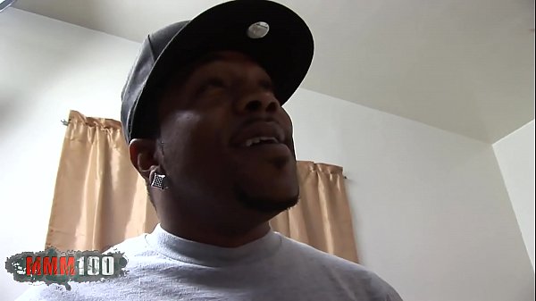 Play MP4 - Her hairy pussy will get wider&excl;