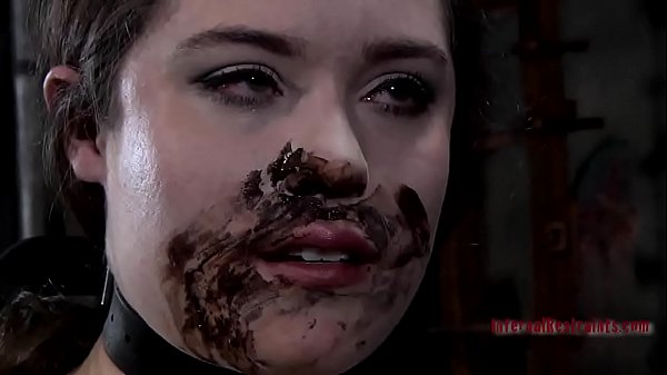 Taming a hawt couple of feet 