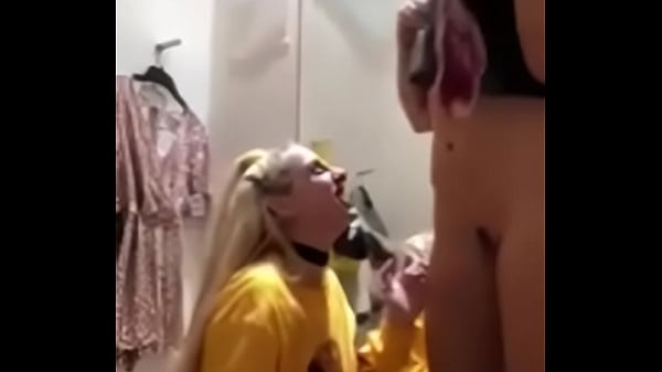 Play MP4 - Amiguitas cachondas