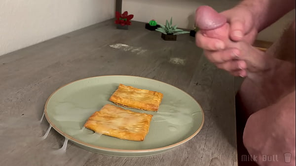 Play MP4 - MilkBull Soaks His Breakfast With 6 of His Own Loads