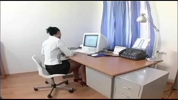 Nonton Simone Peach Loves It Up The Butt thumbnail