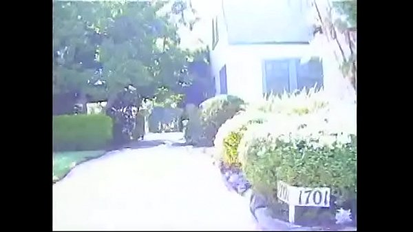 Nonton Slender Blonde Gets A Vibrator In Her Pussy And A Cock In Her Ass thumbnail