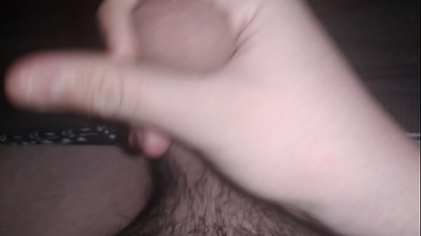 Masturba su pene peque&ntilde_o