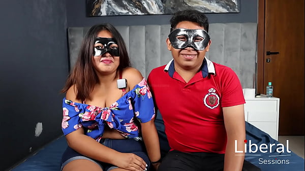 Play MP4 - cornudo presta a su esposa para ser cogida por tres negros