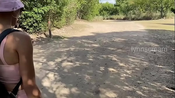 Fucking my classmate in the woods until i creampie her pussy 