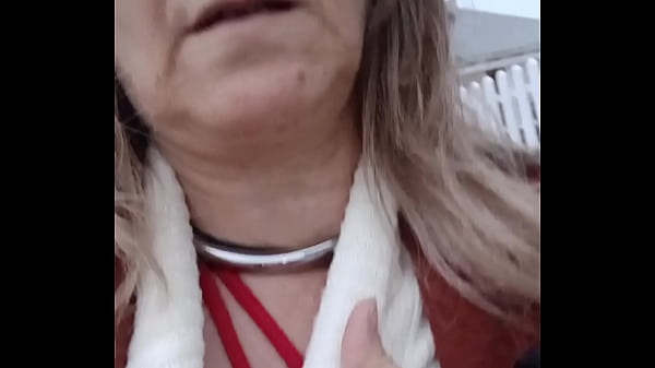 Play MP4 - 2025 09 23 Esclave F exhib et humiliations en ville