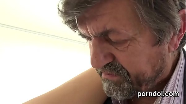 Older mentor fingers and reams undressed adorable kitten 