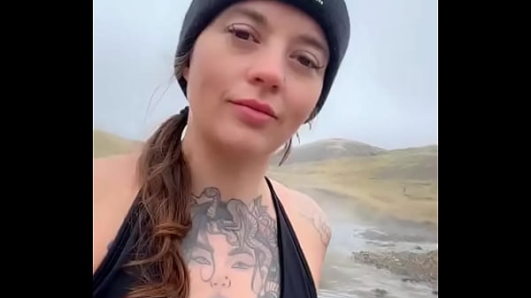 Nonton Relaxing In The Thermal River After Hiking A Mountain ️ #iceland thumbnail