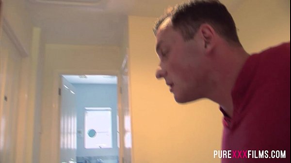 Play MP4 - Naughty Redhead Stepsister