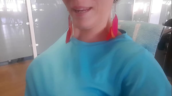 Hello les coquins,Apr&egrave;s le sport je vous rejoint en cam pour des moments bien... 