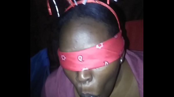 Play MP4 - Big dick for Valentine's day