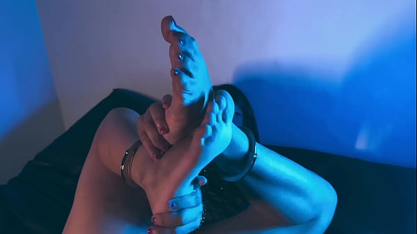 Nonton My Feet Are The Sacred Altar For You To Worship thumbnail