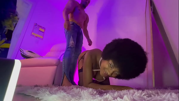 Nonton Pisei Na Cabe&ccedil;a Da Safada E Depois Comi O Cuzinho Dela At&eacute; Gozar Dentro No Pelo thumbnail