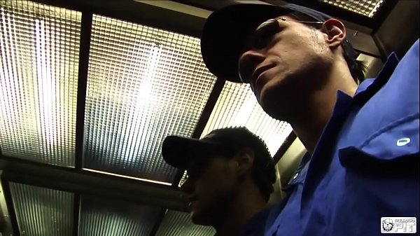 Electricians have fun 