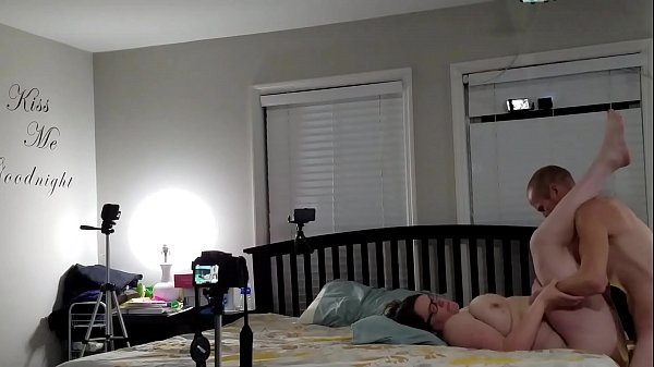 Bbw huge tit_wife fucked and_cum on belly 3