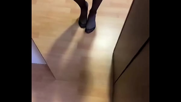 Nonton Sunday #feet #nylonfetısh #socks #socksfetish #fetish #nylonfeets Girl Creator #soles #whitesocks thumbnail