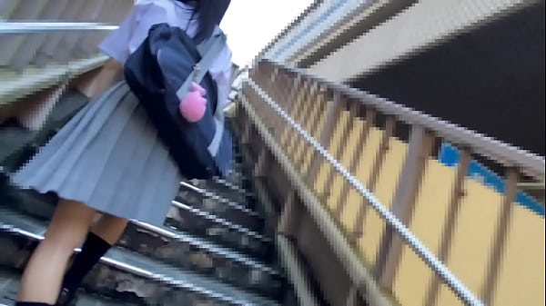 男忘備録 制服女 thumbnail