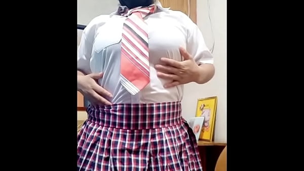 Play MP4 - ESTE ES EL VIDEO FILTRADO&excl; MI HERMANASTRA ES LA ESTUDIANTE MAS CALIENTE DE CLASES&comma; LE GUSTA HACER PORNO CASERO EN LA OFICINA DEL PROFESOR Y MOSTRAR SU VAGINA AJUSTADA