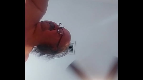 Play MP4 - Jy Lynn at the club