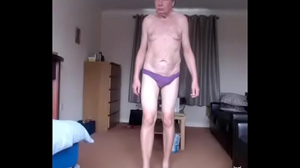 Nonton Jimmy Benido Performing In Pants. thumbnail