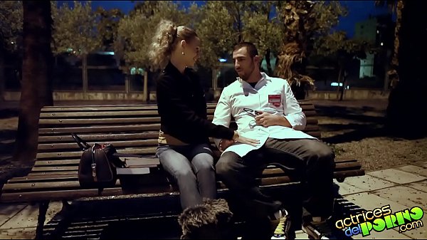 Play MP4 - Busco Profesor que me rompa el culo