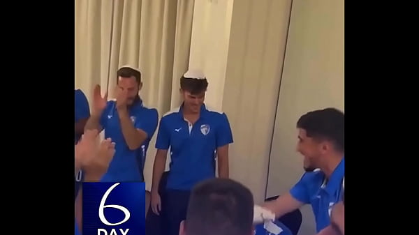 FOOTBALL SOCCER PLAYER GETS ACAKE INHIS FACE