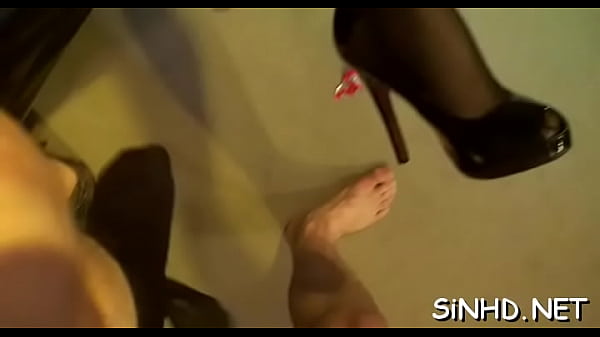 Raucous And Appealing Group Fucking Session thumbnail